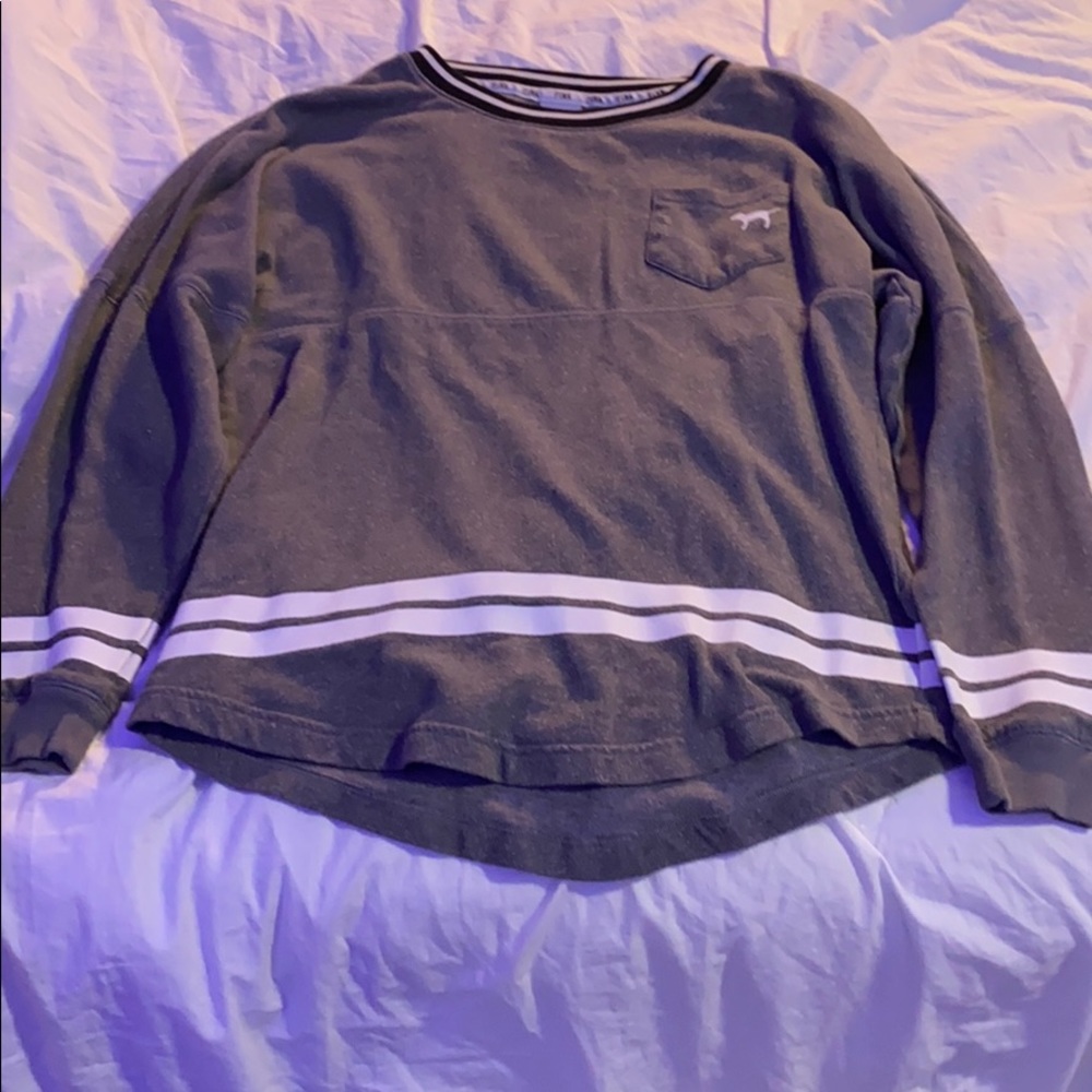grey long sleeve